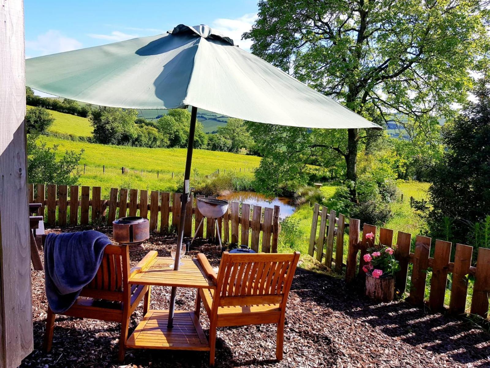 Eco Accommodation Cornflower Holiday Craven Arms Extérieur photo